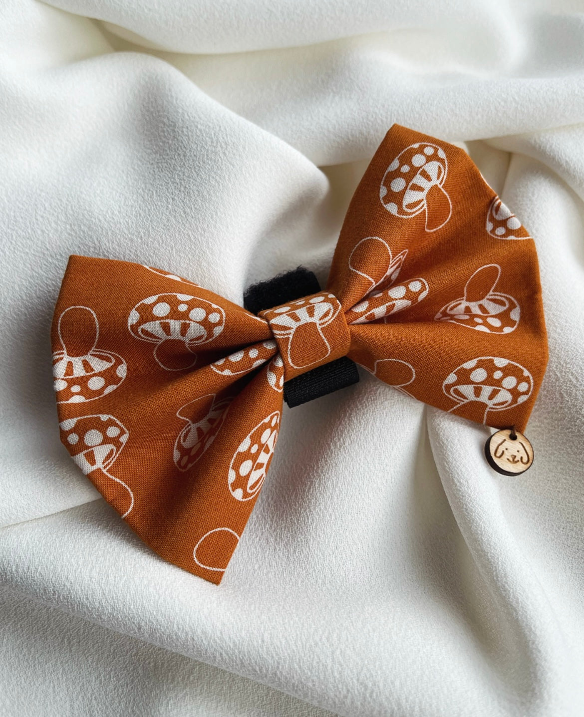 Terracotta Mushroom Bow Tie